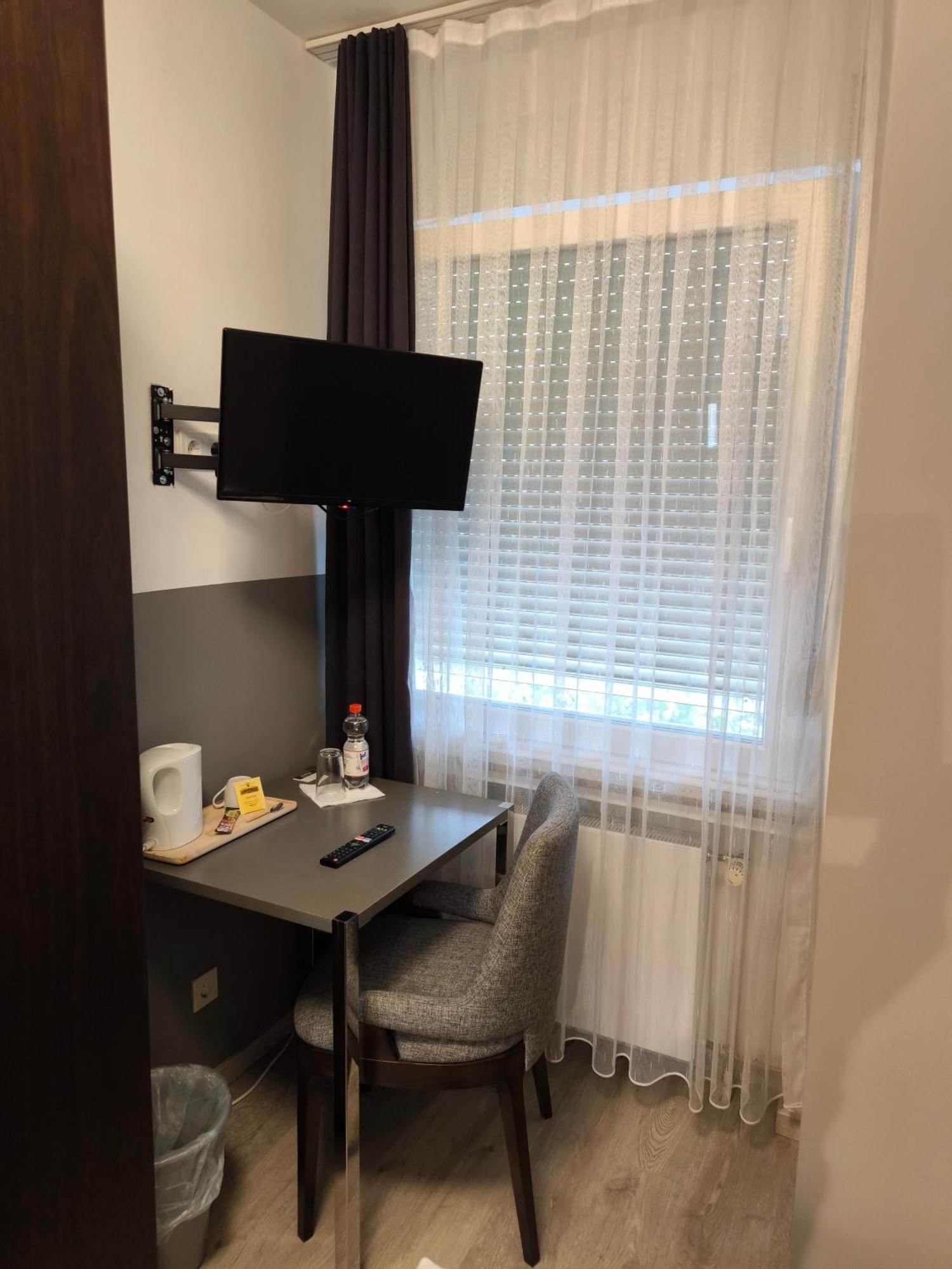 Loewen Hotel Radevormwald Kültér fotó